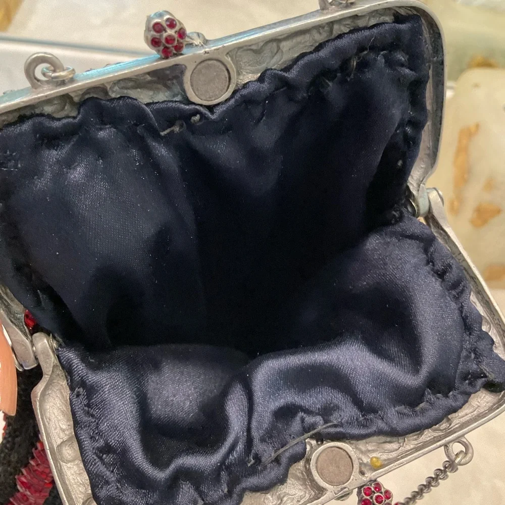 Vintage Art Deco Red Beaded Clasp Top Cocktail Bag with two Silver Chain Handles - Picture 11 of 12